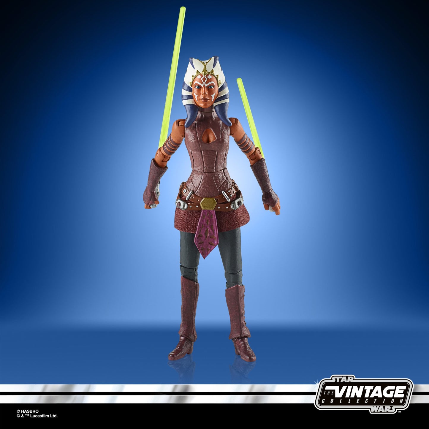 NON MINT Ahsoka Star Wars Vintage Collection 3.75"